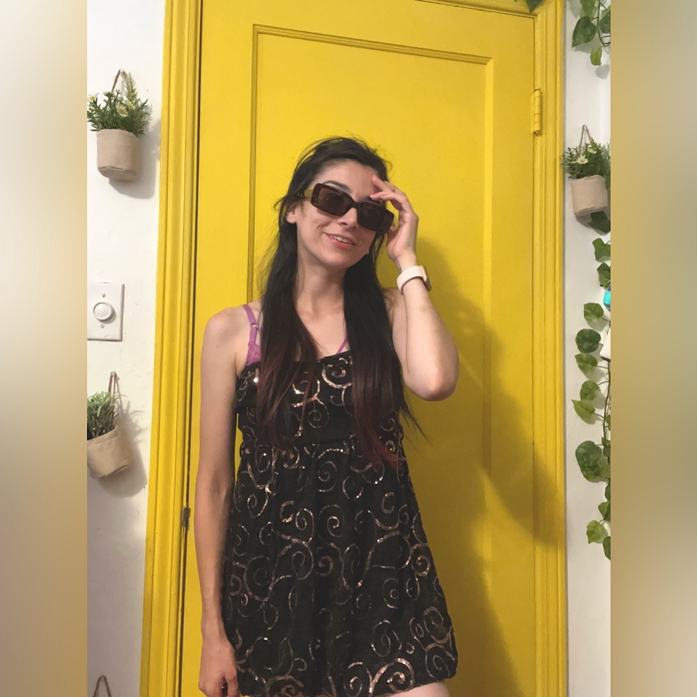 💛Cute New Year’s Party Dress Size: M🖤